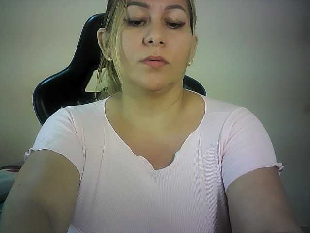 Mariana0x live cam on UnifiedCams
