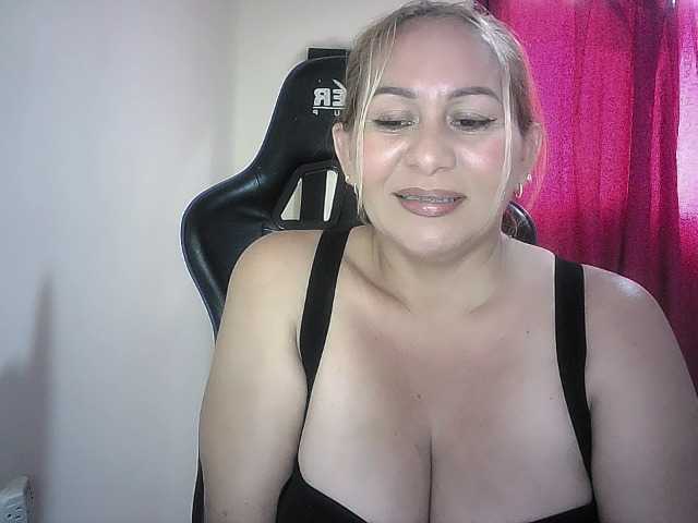 Mariana0x live cam on BongaCams