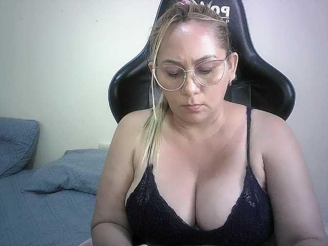 Mariana0x live cam preview
