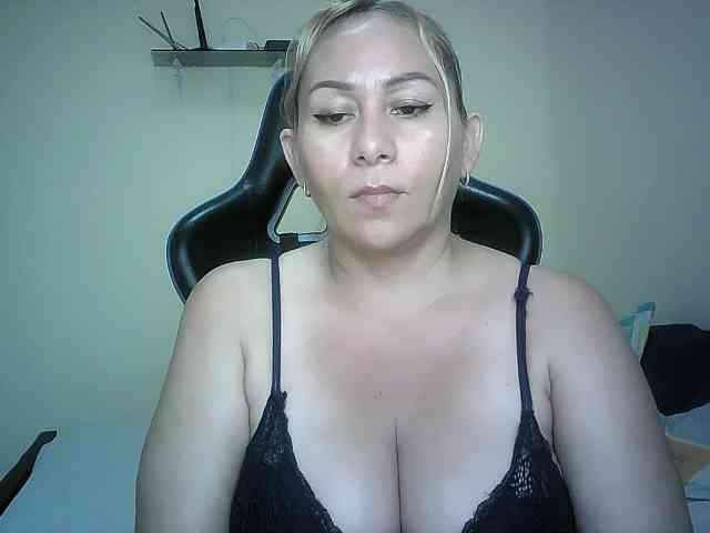 Mariana0x webcam