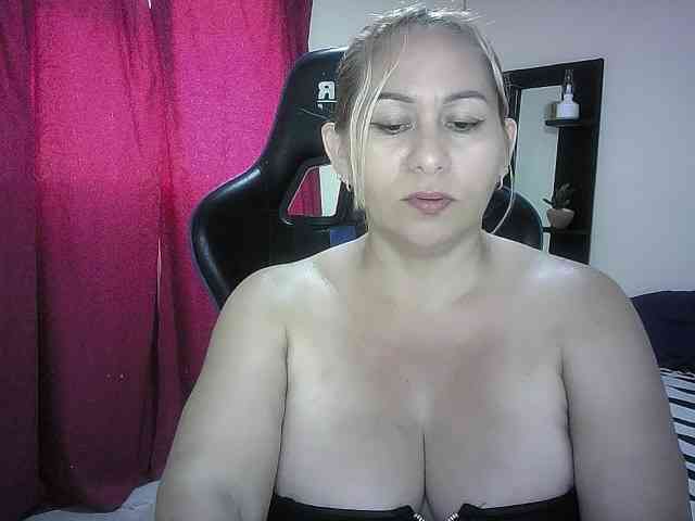 Mariana0x webcam