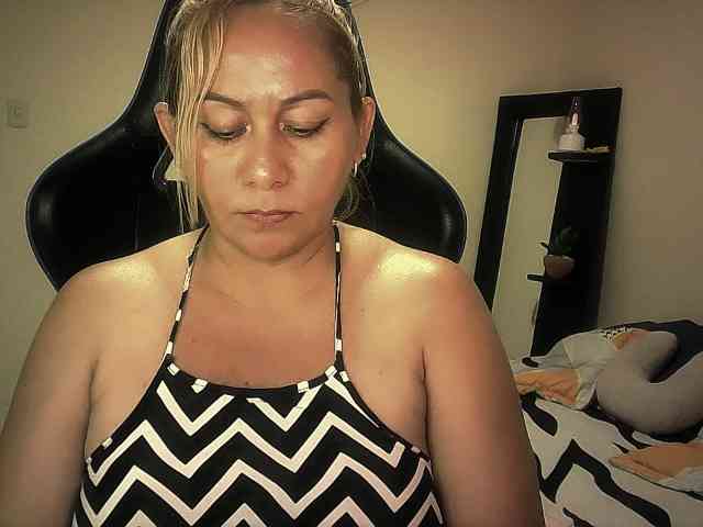 Mariana0x webcam