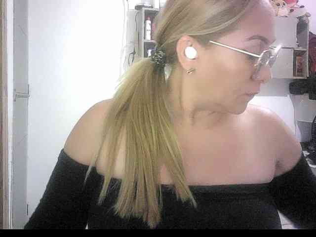 Mariana0x webcam