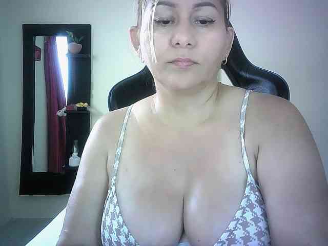 Mariana0x webcam