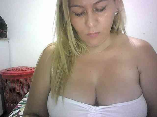Mariana0x webcam