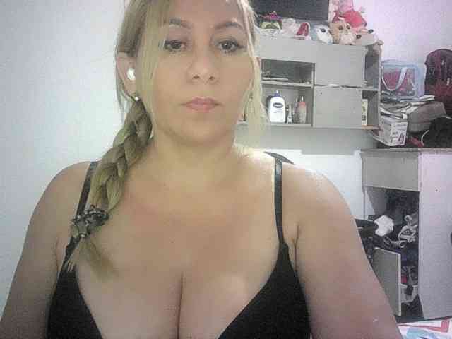 Mariana0x webcam