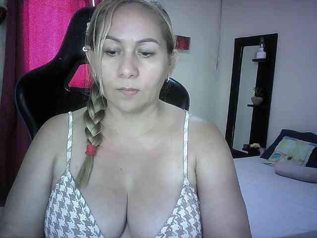Mariana0x webcam