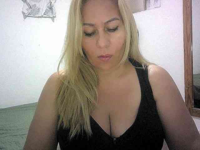 Mariana0x webcam