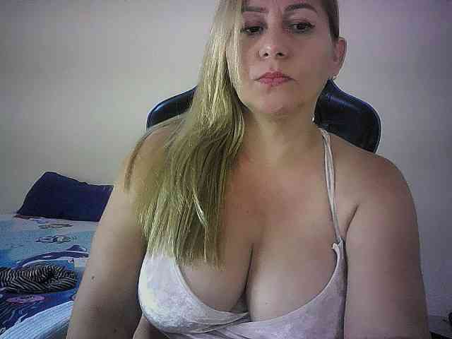 Mariana0x webcam