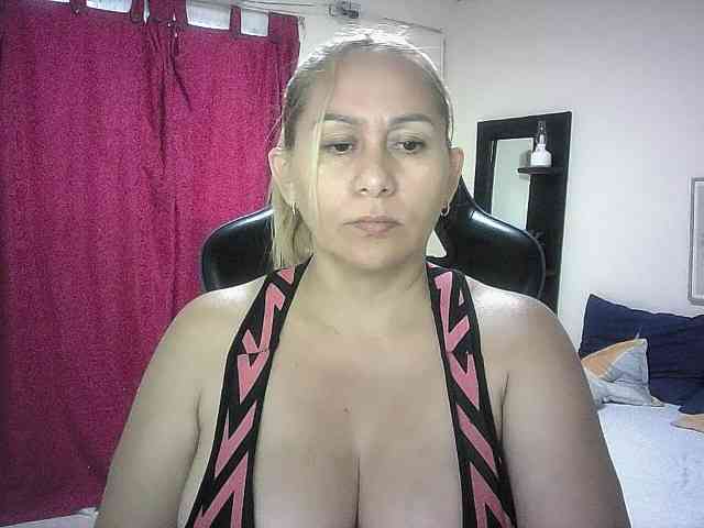 Mariana0x webcam