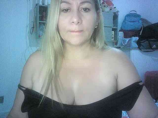 Mariana0x webcam