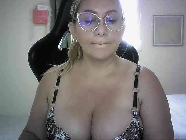 Mariana0x webcam