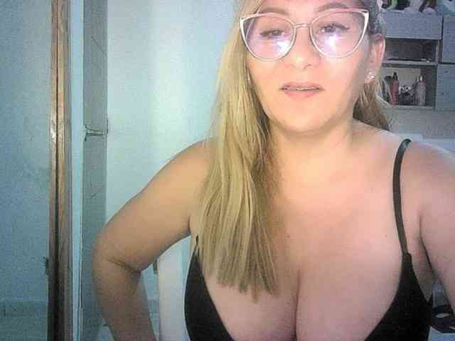 Mariana0x webcam
