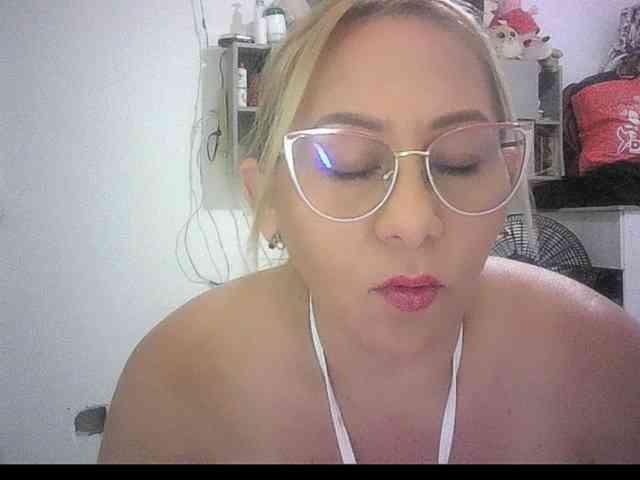 Mariana0x webcam