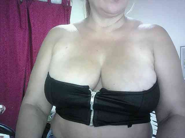 Mariana0x webcam