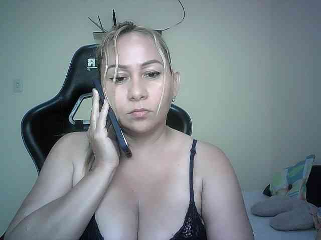 Mariana0x Live Webcam on BongaCams