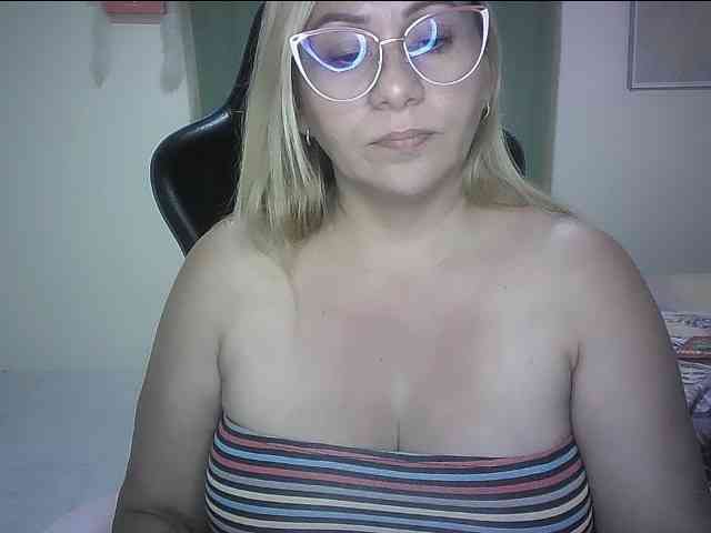 Mariana0x webcam