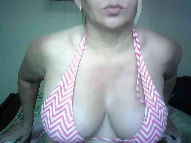 Mariana0x webcam