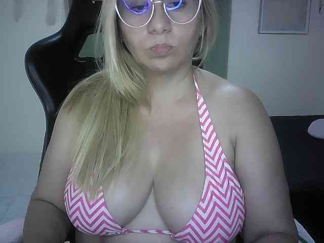 Mariana0x webcam