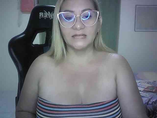 Mariana0x webcam