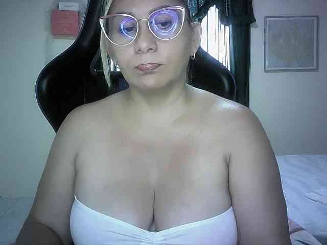 Mariana0x webcam
