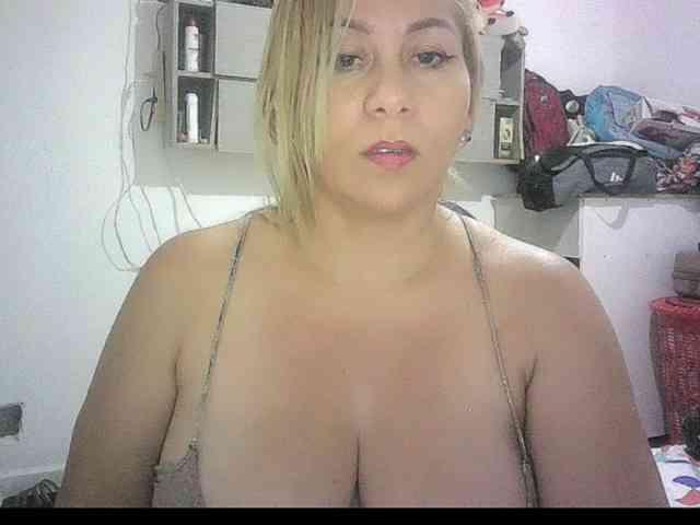 Mariana0x webcam