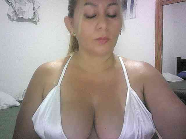 Mariana0x webcam