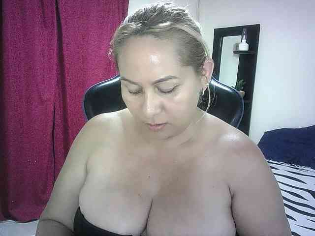 Mariana0x webcam