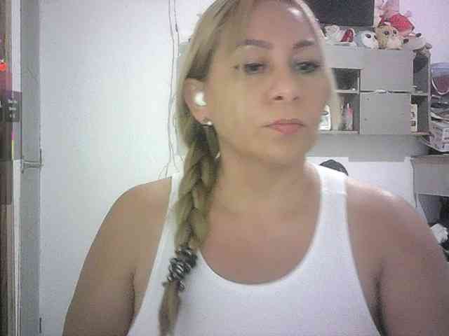Mariana0x webcam
