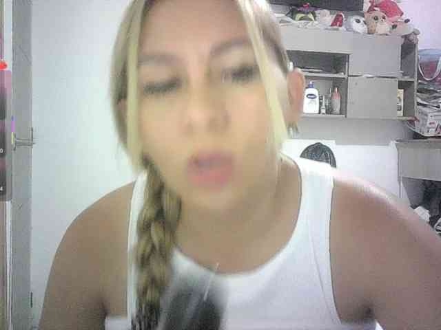 Mariana0x webcam