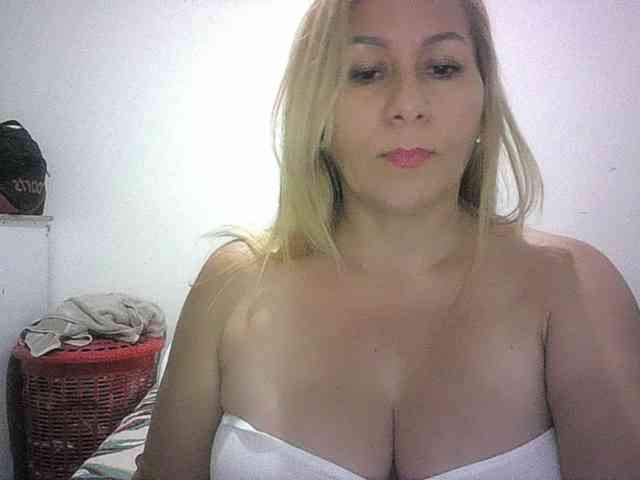 Mariana0x webcam