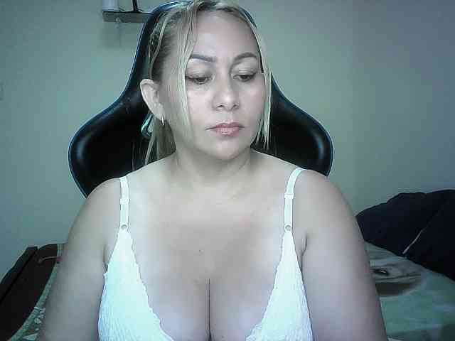 Mariana0x webcam