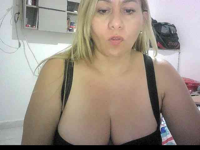 Mariana0x webcam