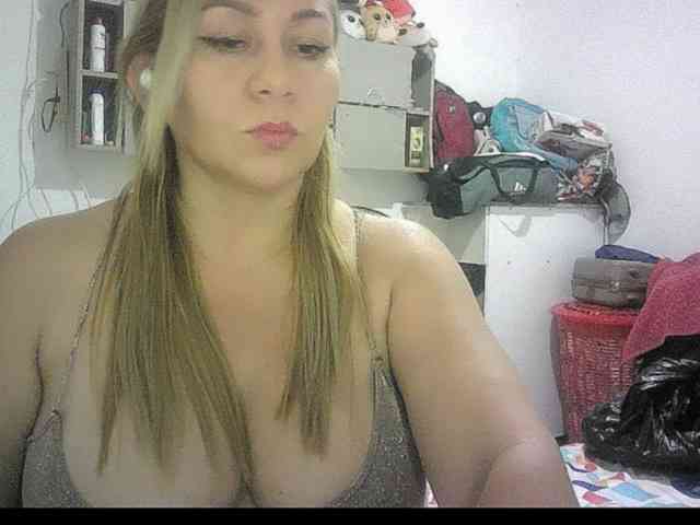 Mariana0x webcam