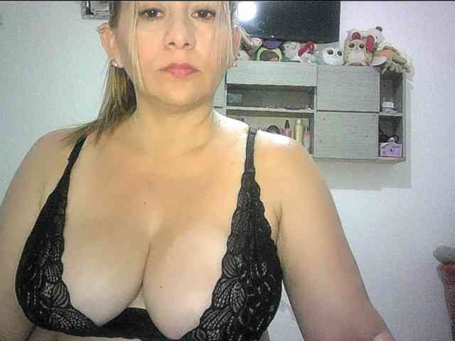 Mariana0x webcam