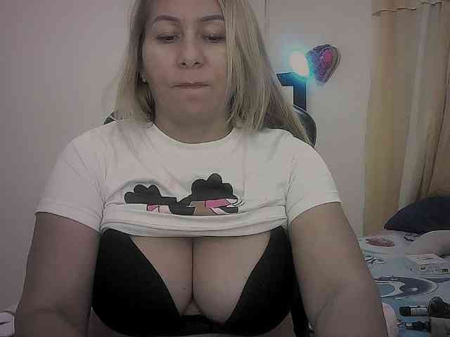 Mariana0x webcam