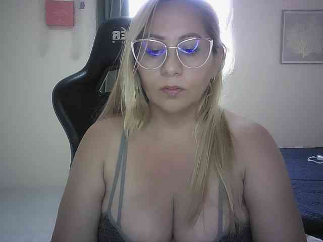 Mariana0x webcam