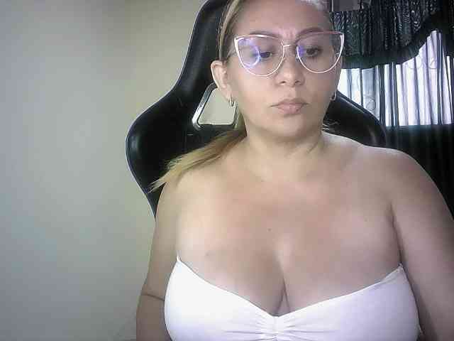 Mariana0x webcam