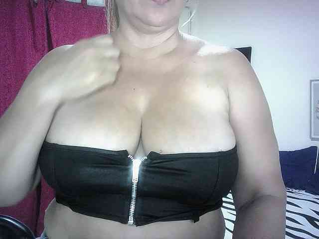 Mariana0x webcam