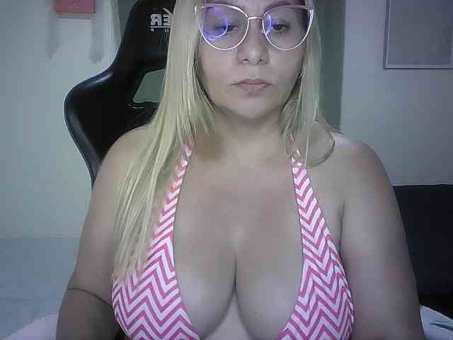 Mariana0x webcam