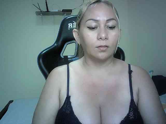 Mariana0x webcam