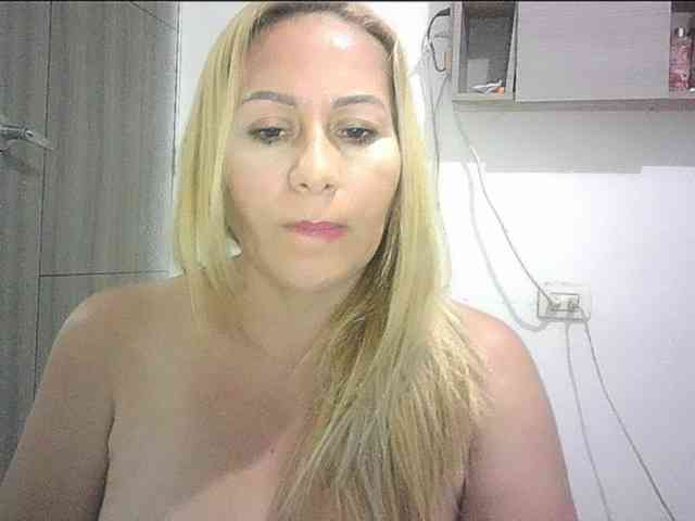 Mariana0x webcam