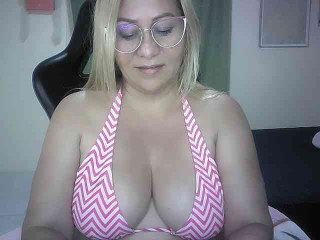 Mariana0x webcam