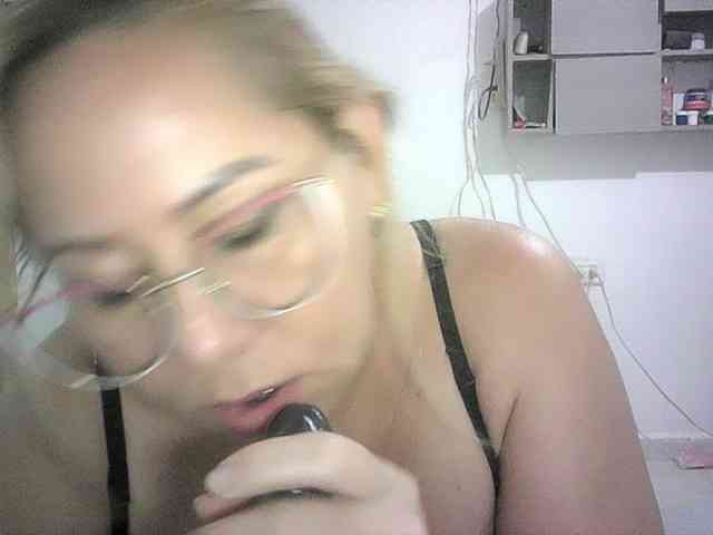 Mariana0x webcam
