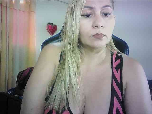 Mariana0x webcam