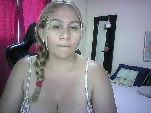 Mariana0x webcam