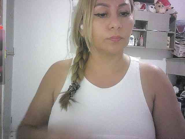 Mariana0x webcam