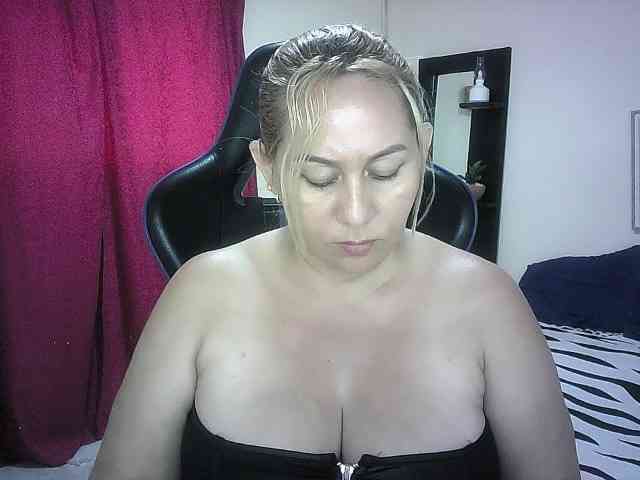 Mariana0x webcam