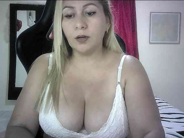 Mariana0x Sex Cam Show