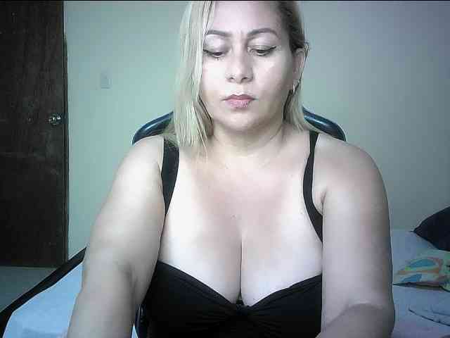 Mariana0x webcam